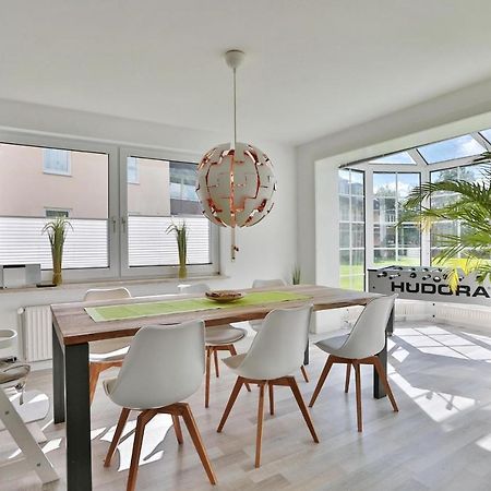 Ferienhaus Glockenstrasse Ferienwohnung Ostseehoehe Appartement 1 シャルボイツ エクステリア 写真