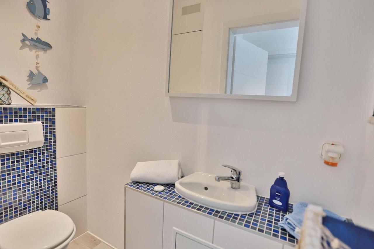 Ferienhaus Glockenstrasse Ferienwohnung Ostseehoehe Appartement 1 シャルボイツ エクステリア 写真