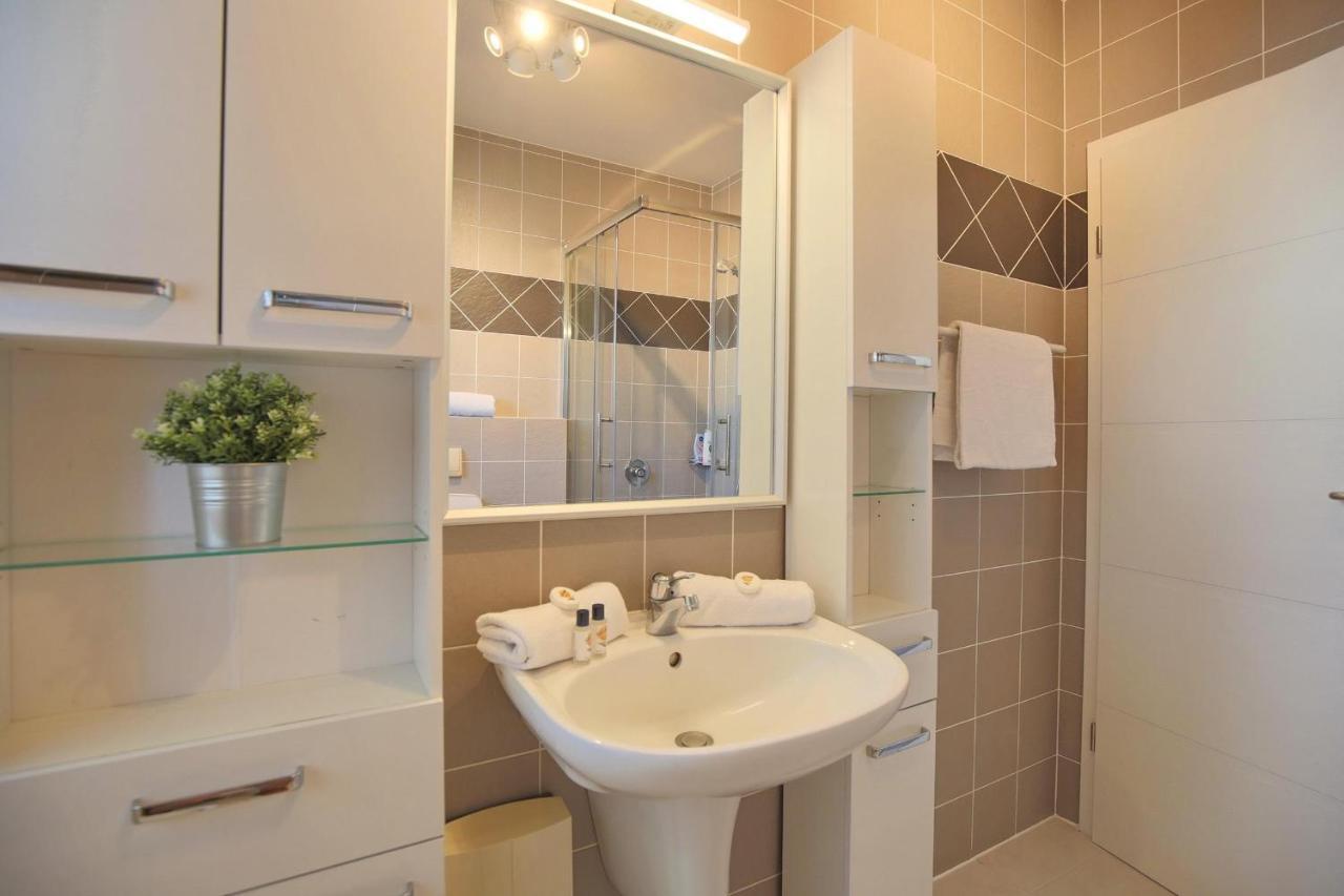 Ferienhaus Glockenstrasse Ferienwohnung Ostseehoehe Appartement 1 シャルボイツ エクステリア 写真